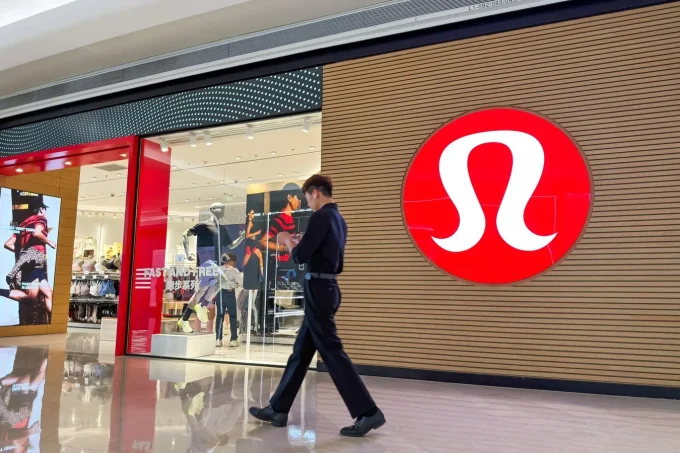 Lululemon Apologizes For Cultural Mix Up At Chinese Yoga Event