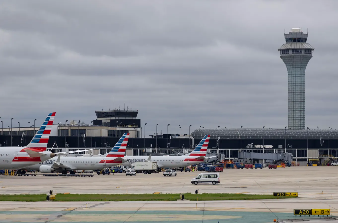 Over 5,000 Flights Delayed In U.S. As Severe Weather Batters Midwest, South
