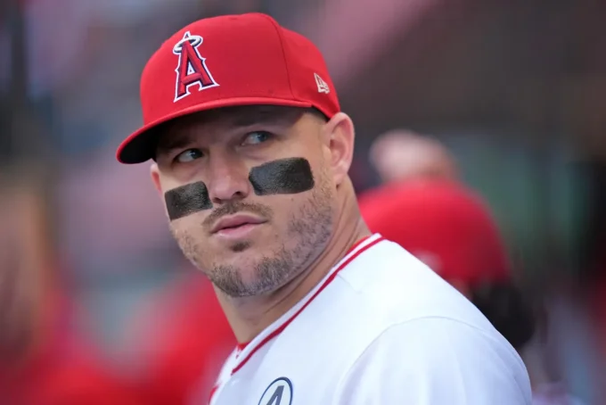 Angels’ Mike Trout Sends ‘Philly’ Message After Trade Report
