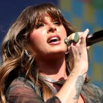 Ella Langley Beats Luke Combs With Another Week At No. 1