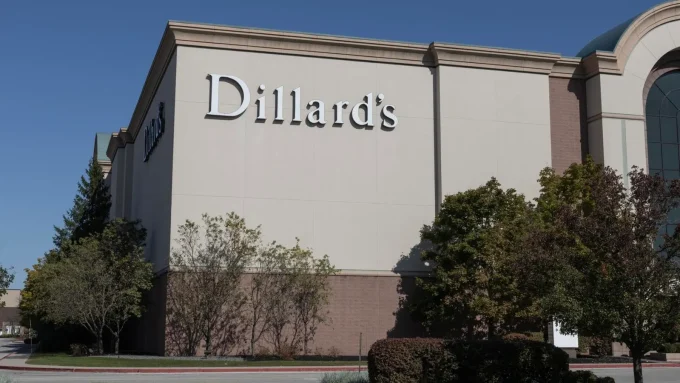 How Dillard’s Survived The Department Store Bloodbath