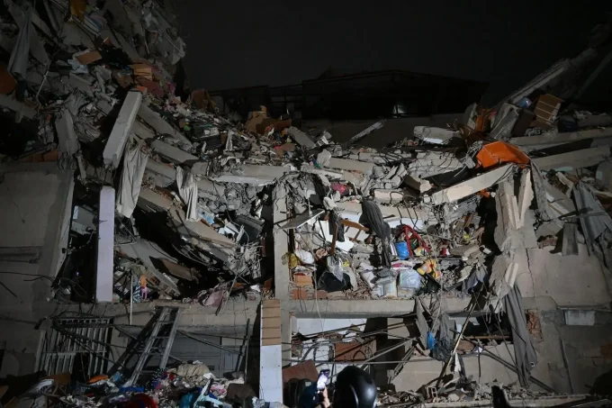 Powerful Earthquakes Hit Venezuela Back To Back, Leveling Several Buildings