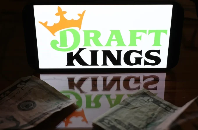 Illinois Man Who Bet  Million Sues DraftKings Over Gambling Addiction