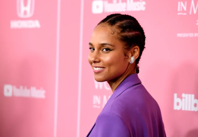 Alicia Keys Earns A New Chart Hit — With Some Help From The Knicks