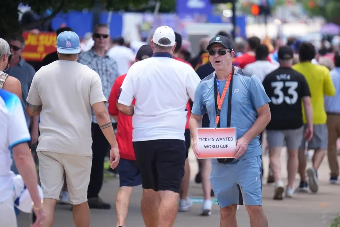 How To Buy Cheap(er) Last-Minute World Cup Knockout Round Tickets