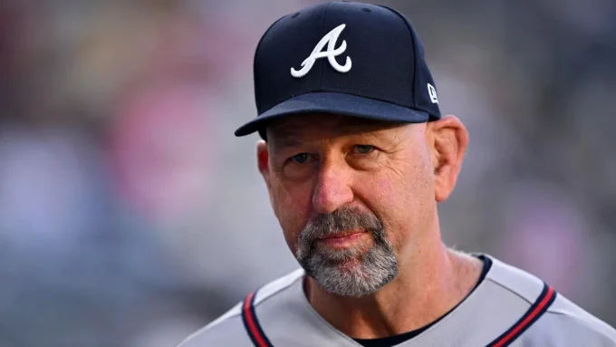 Braves Skipper Sends 4-Word Phillies Message As Concerns Mount