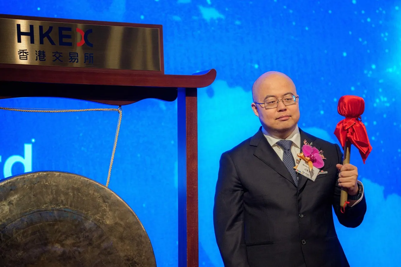 Chinese AI Billionaire Yan Junjie Battles Heavy Selling Pressure After  Billion Market Wipeout
