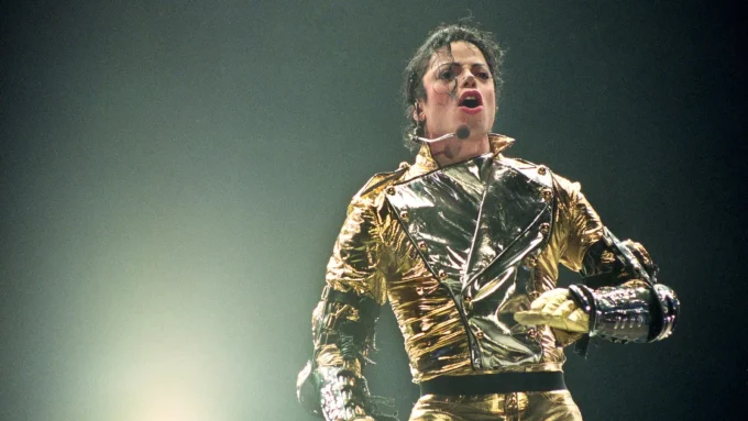 Michael Jackson Nearly Returns To No. 1 — But A Pop Superstar Stops Him