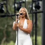Naomi Sharon Lets Herself Be Seen On ‘No Sleep In Paradise’