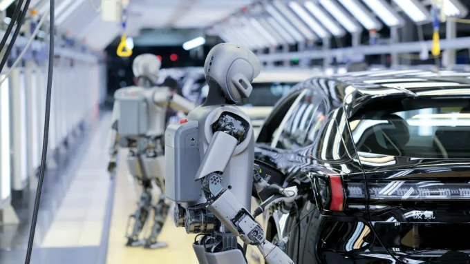 10 Jobs That Are Safe Because Robots Cost Too Much