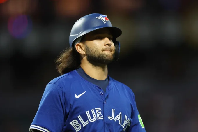 Blue Jays’ New Phenom Slugger Earns Rare Bo Bichette Praise