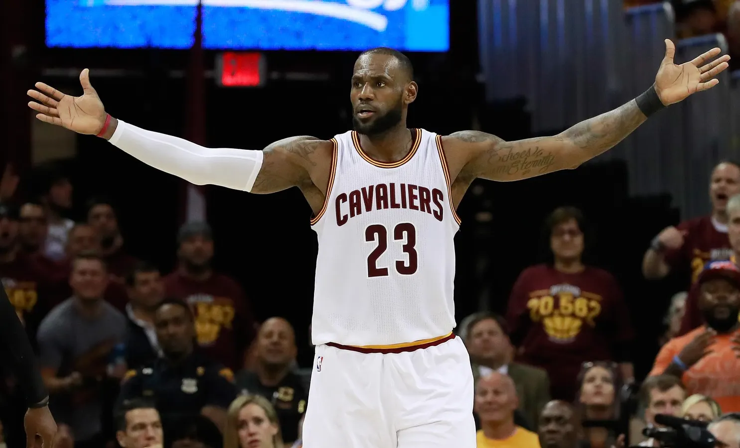 NBA Execs ‘Think’ Cleveland Is Most ‘Compelling’ Landing Spot For LeBron James