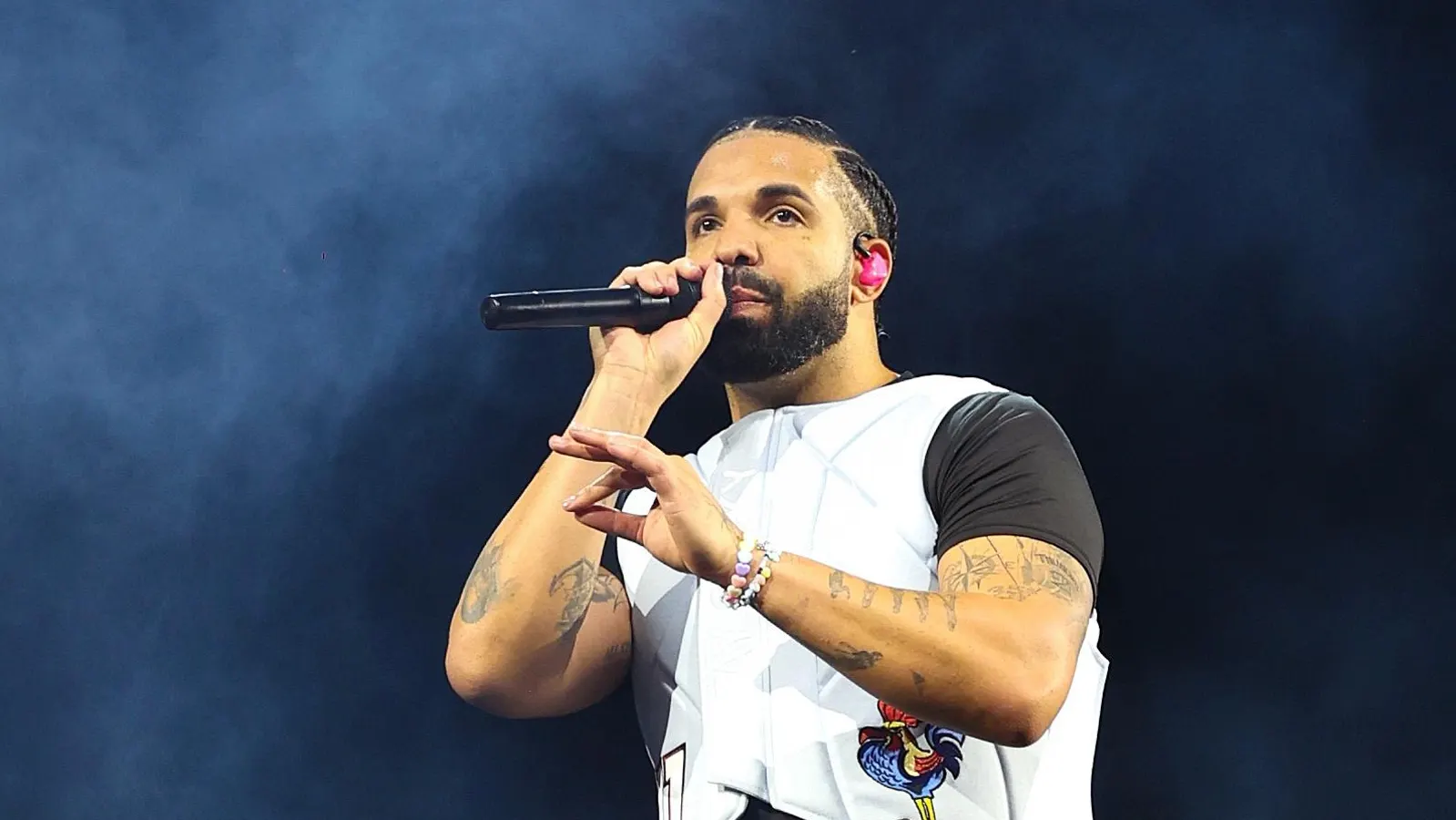 Drake Blocks Himself From Charting A New No. 1 Hit