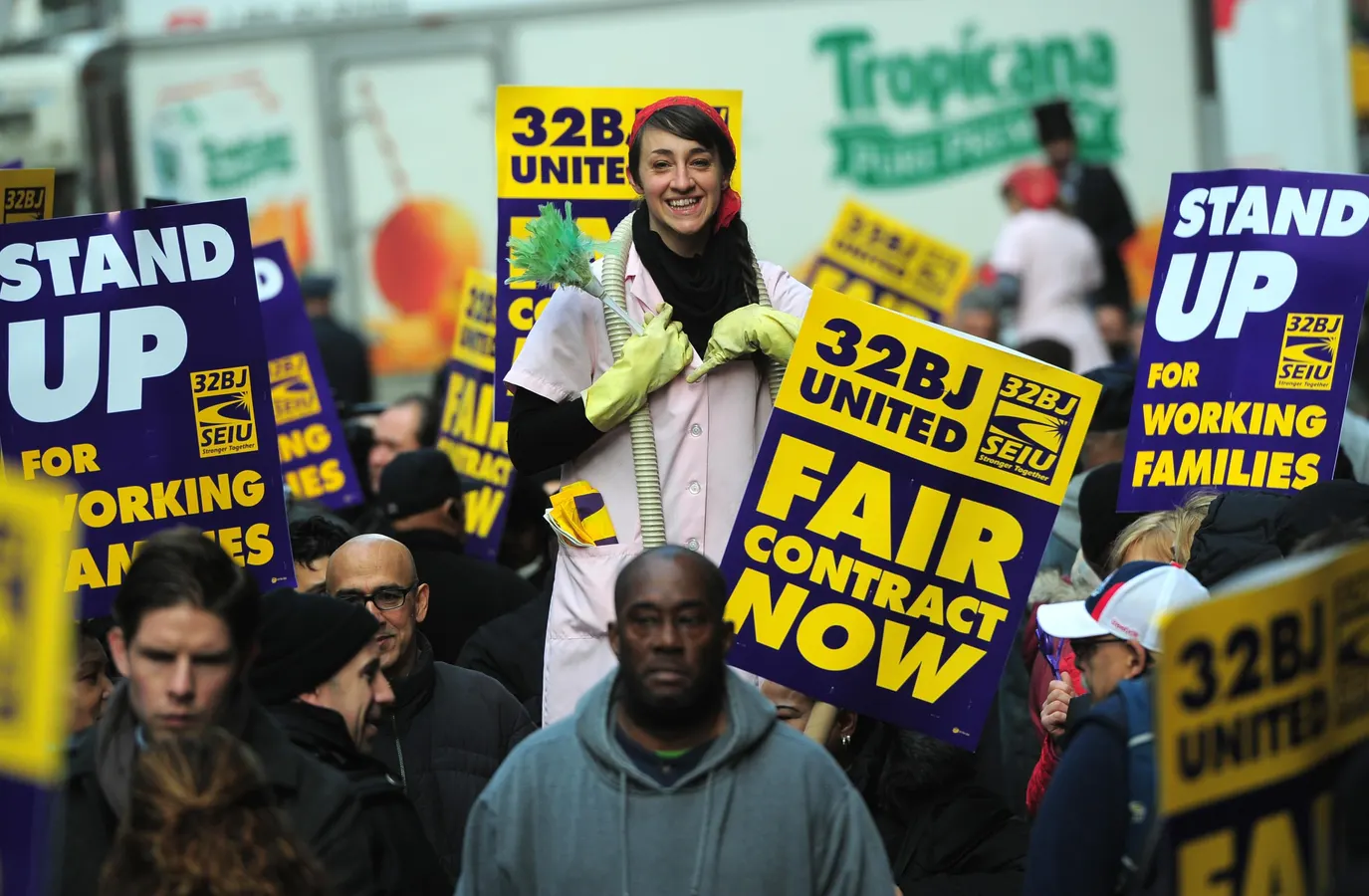 Broadway Avoids Strike Through Tentative Deal With Cleaners Union