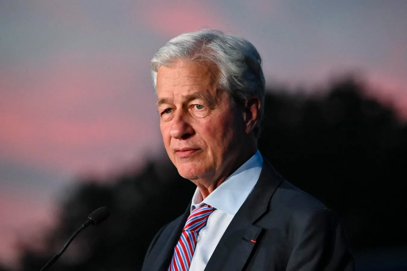 Read Elizabeth Warren’s Letter To Jamie Dimon About Epstein—As JPMorgan Denies Ties