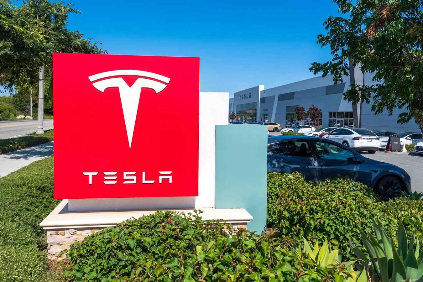 Tesla (TSLA) Stock Could Sink In The Last Half Of 2026. Here’s Why