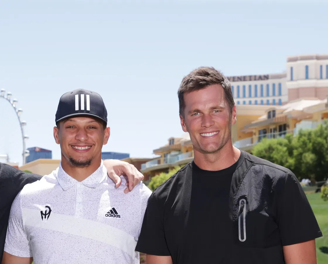 How Chiefs Star Patrick Mahomes Leaned On Tom Brady And Zach Ertz During Rehab