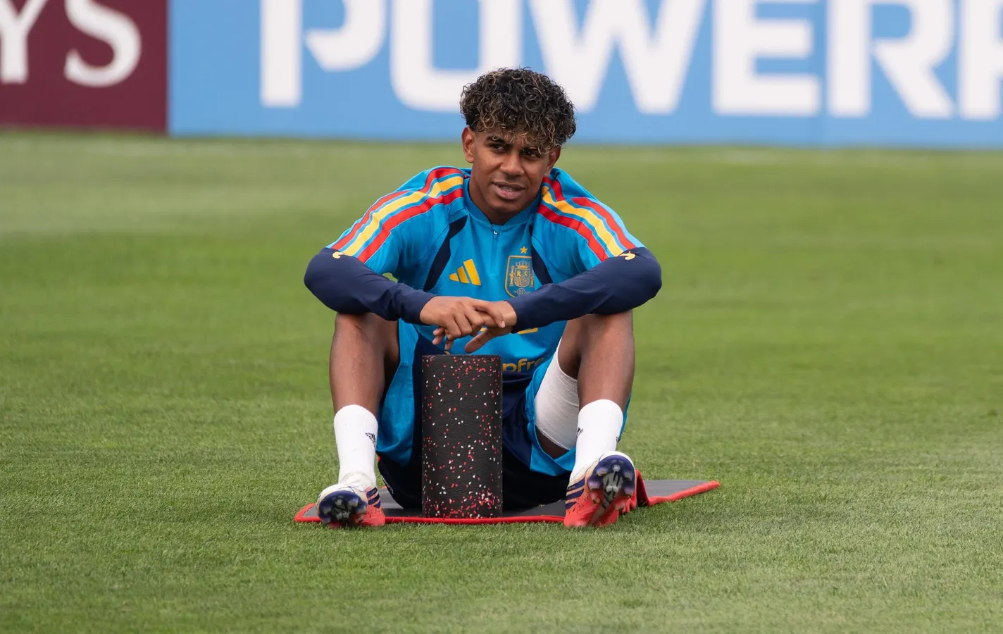 Spain’s Lamine Yamal Seen Limping After World Cup Semis, Skips Drills