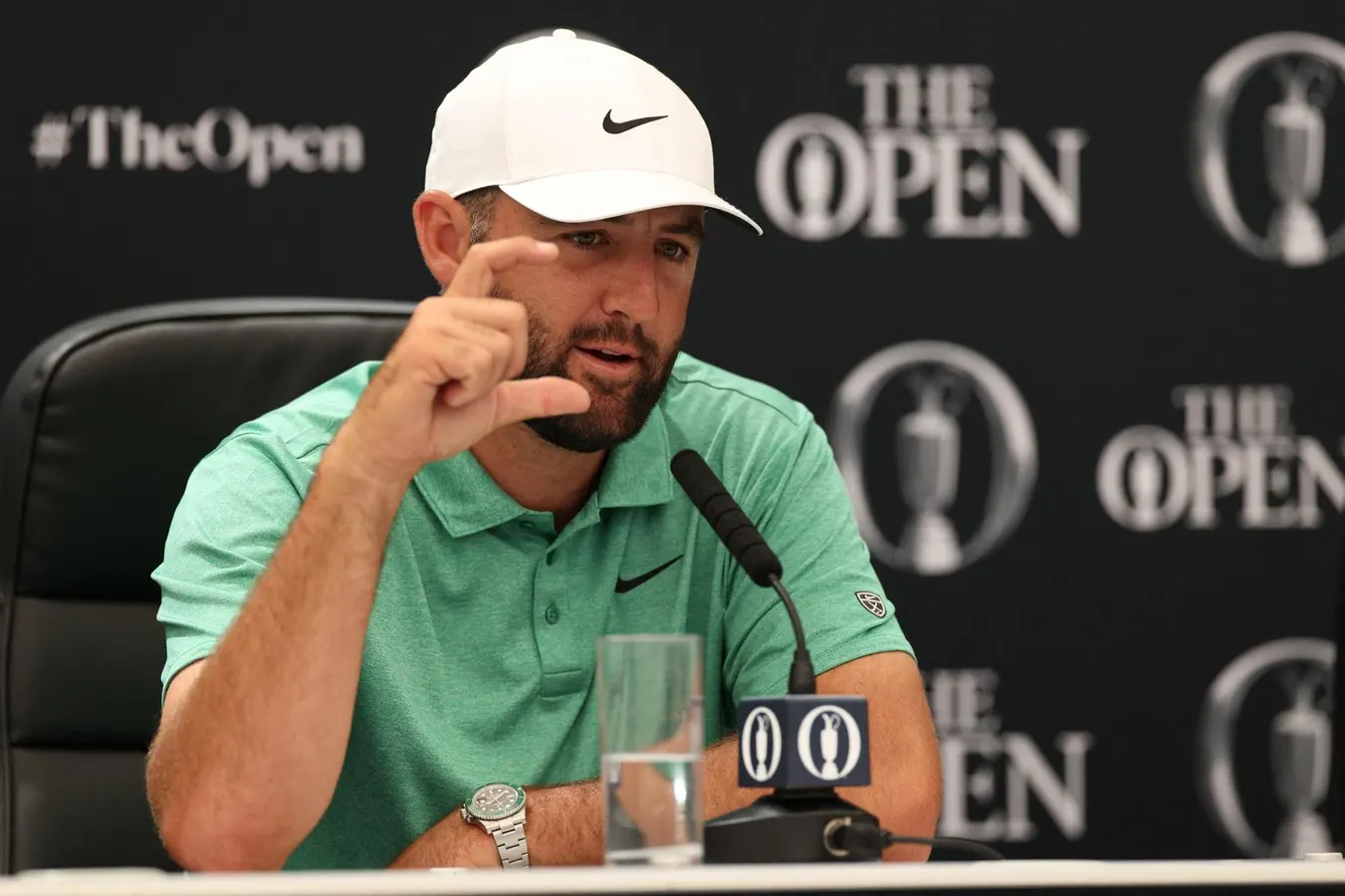Missed Putts Cost Scheffler Ground, But He’s Still The Man To Beat
