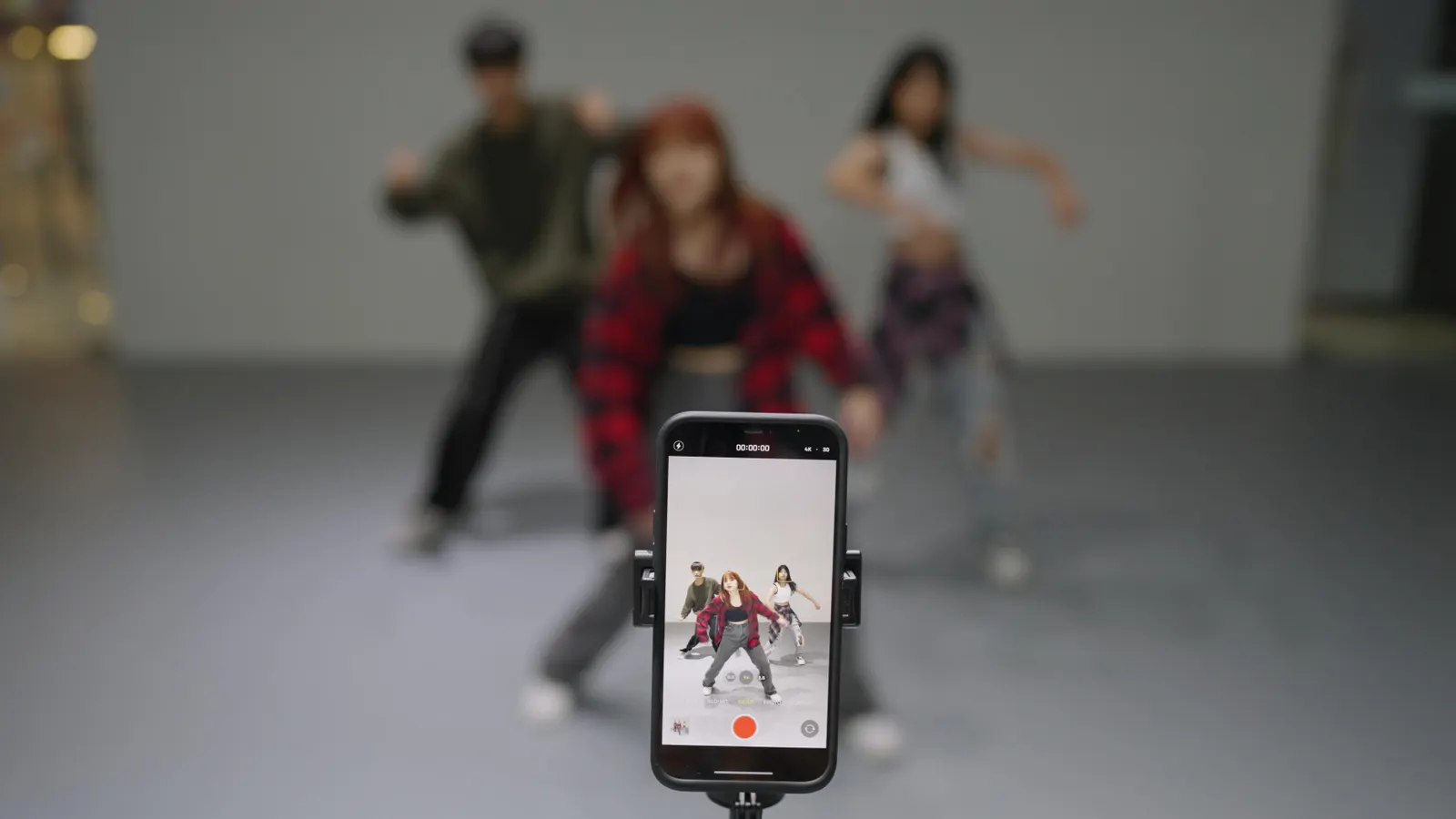 How AI-Generated Songs Like ‘GG EZ’ Are Taking Over K-Pop Dance Challenges