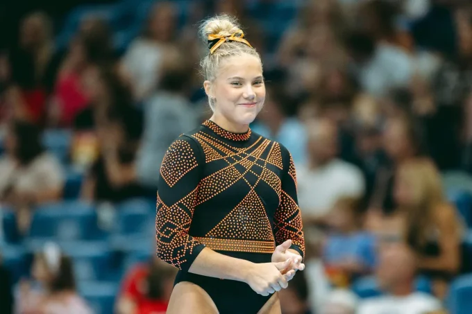 Reese Esponda Wins U.S. Classic Over Olympic Champion Jade Carey