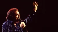 Neil Diamond’s Signature Single Becomes A Top 40 Smash All Over Again