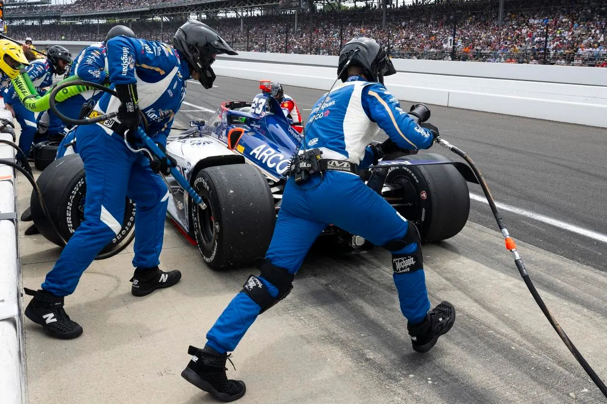 Dreyer & Reinbold Buys IndyCar Charter From Rahal Letterman Lanigan