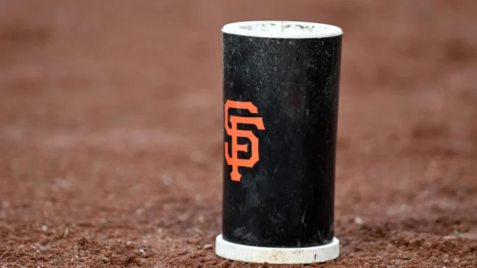 Former Giants Infielder Sets Retirement Ceremony After ‘Iron Man’ Baseball Career