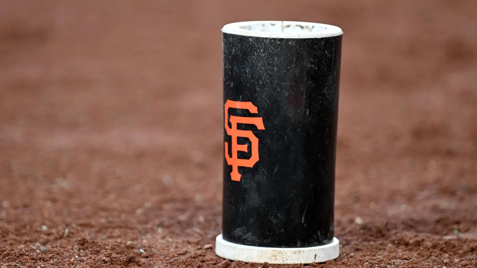 Former Giants Infielder Sets Retirement Ceremony After ‘Iron Man’ Baseball Career