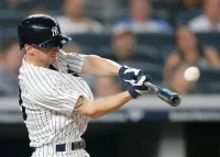 Yankees Former Outfielder Offers 3-Word Response On MLB Return With Giants