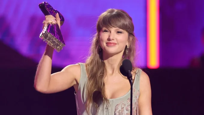 Taylor Swift Has Her Best Shot At An Oscar Nomination Thanks To ‘Toy Story 5’