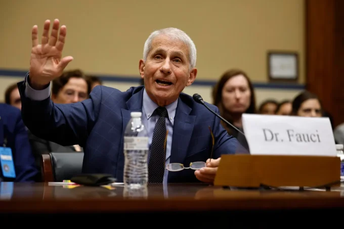 Calls Trump ‘Total Embarrassment,’ Writes Of Sudden Fame