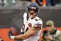 Bears QB Caleb Williams Believes Colston Loveland Can Become Best TE In NFL