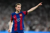 FC Barcelona Studies Signing Frenkie De Jong Replacement