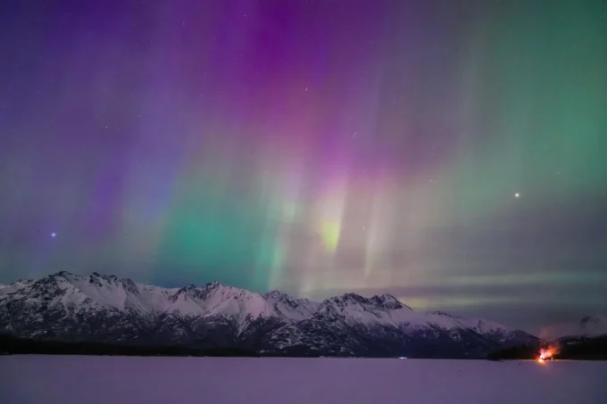 9 States Could See Aurora Tonight