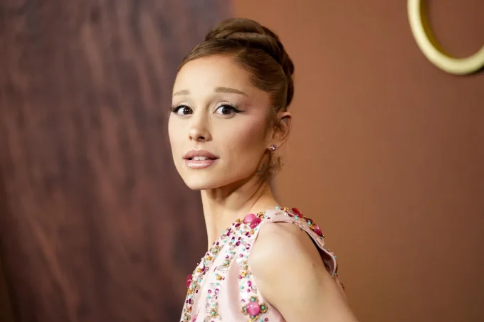 Ariana Grande Will Perform Tonight Despite Upcoming Break Amid Health Speculation