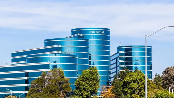 Oracle Stock Is One To Avoid In The Last Half Of 2026. Here’s Why