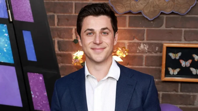 David Henrie On Potential ‘Wizards’ Movie