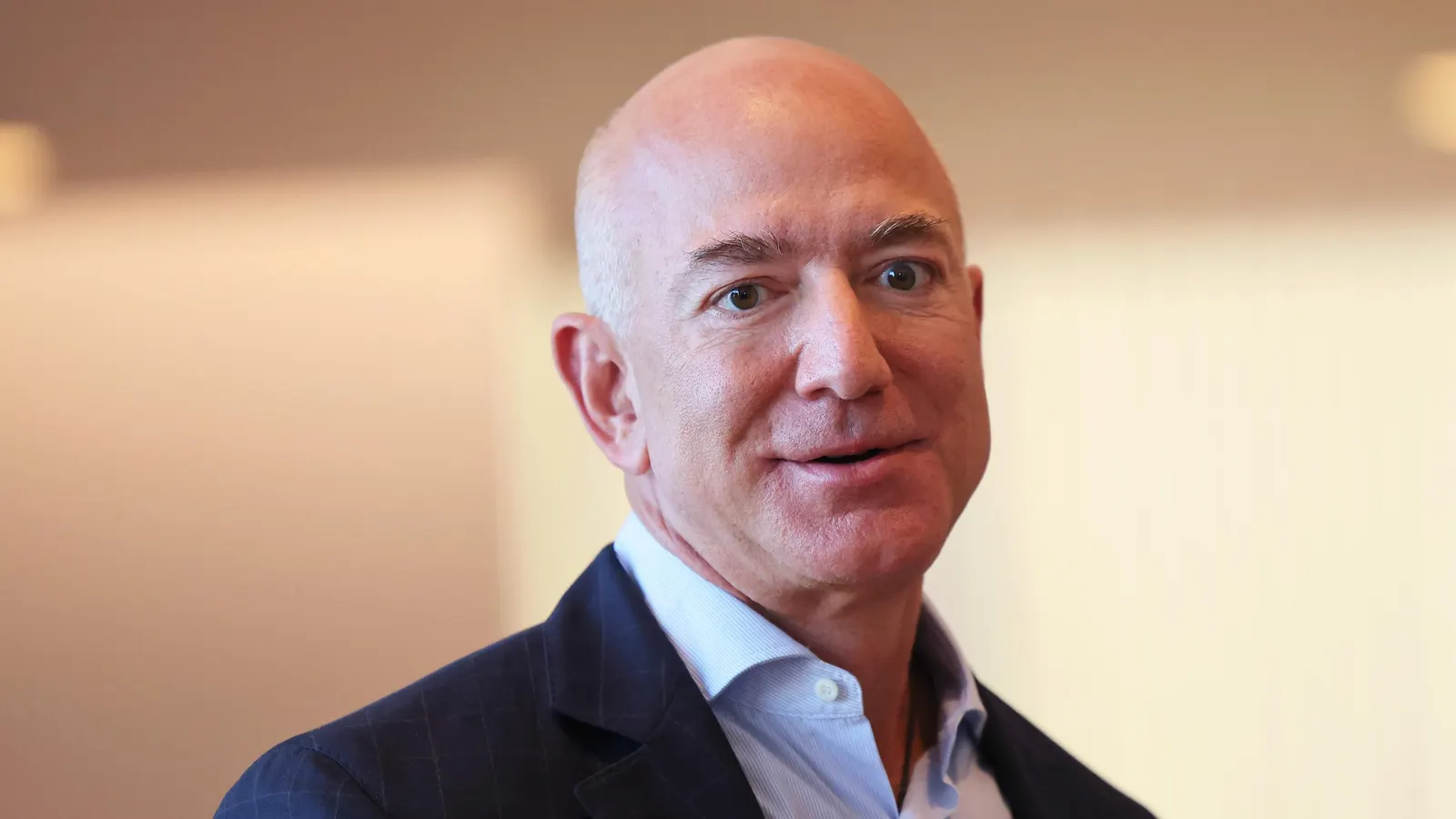 Bezos Group Nears Deal For Liverpool Stake, Report Says