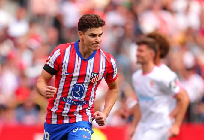 Barcelona’s ‘Plan B’ Striker Option Agrees To Join Catalans