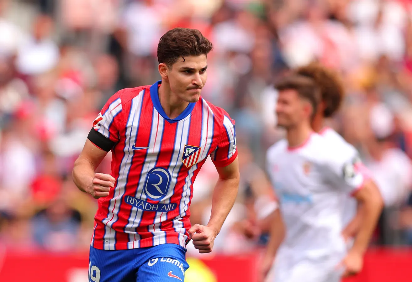 Barcelona’s ‘Plan B’ Striker Option Agrees To Join Catalans