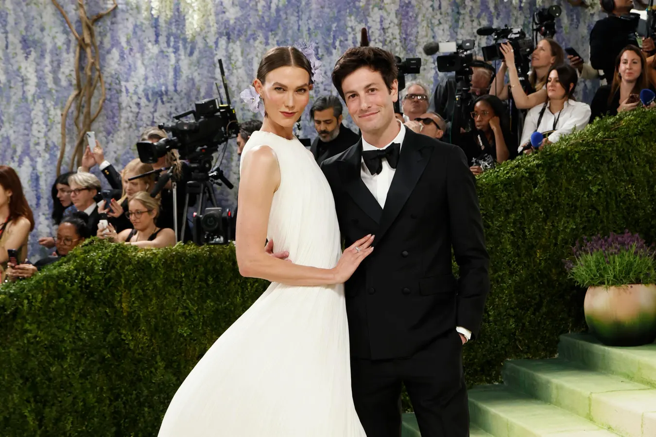 What To Know About New Lakers Owner Josh Kushner’s Politics