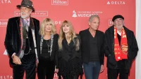 Fleetwood Mac Charts A New Top 10 Bestselling Album In America