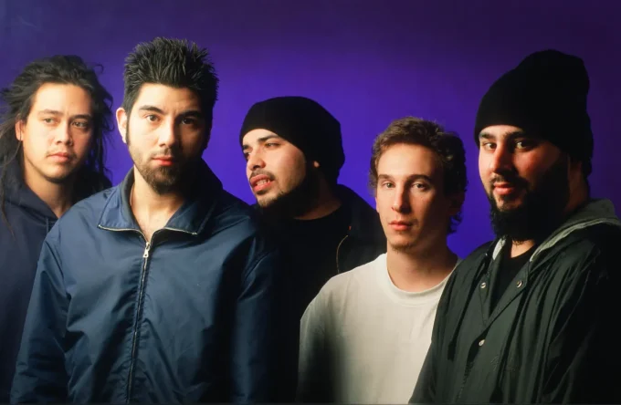 Deftones Return To The Charts With Multiple Bestsellers At Once