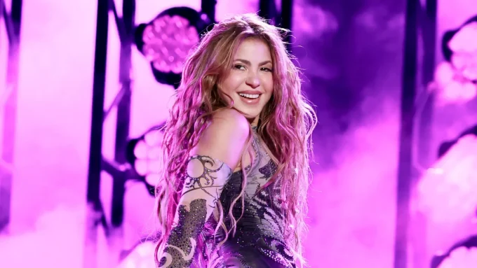 Shakira Denied A New No. 1 By Only One Space Yet Again