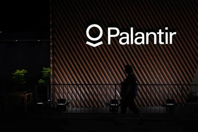 Palantir’s Bet Against Management