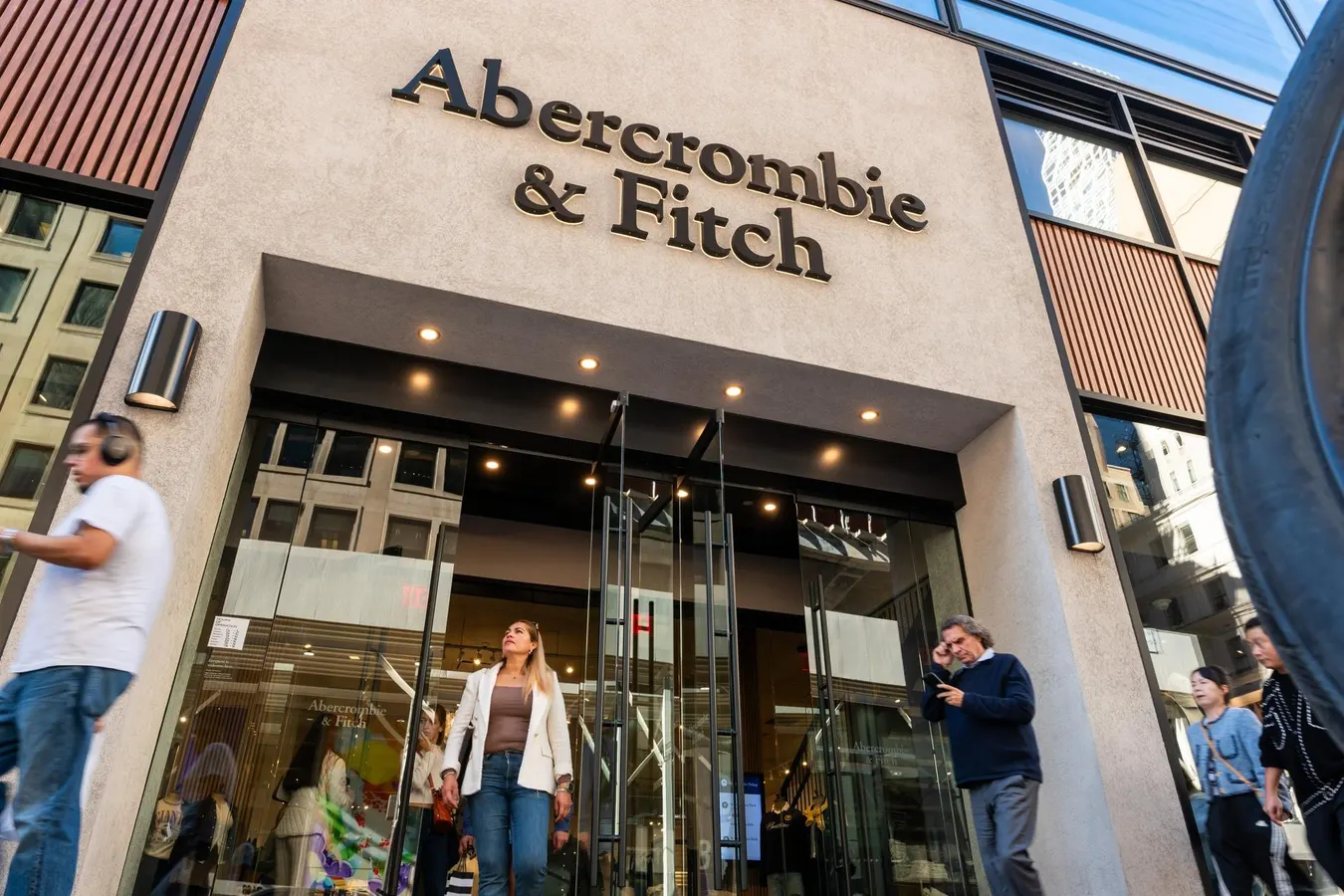 Abercrombie Stock Spikes 31% After Reporting 0 Million Tariff Refund