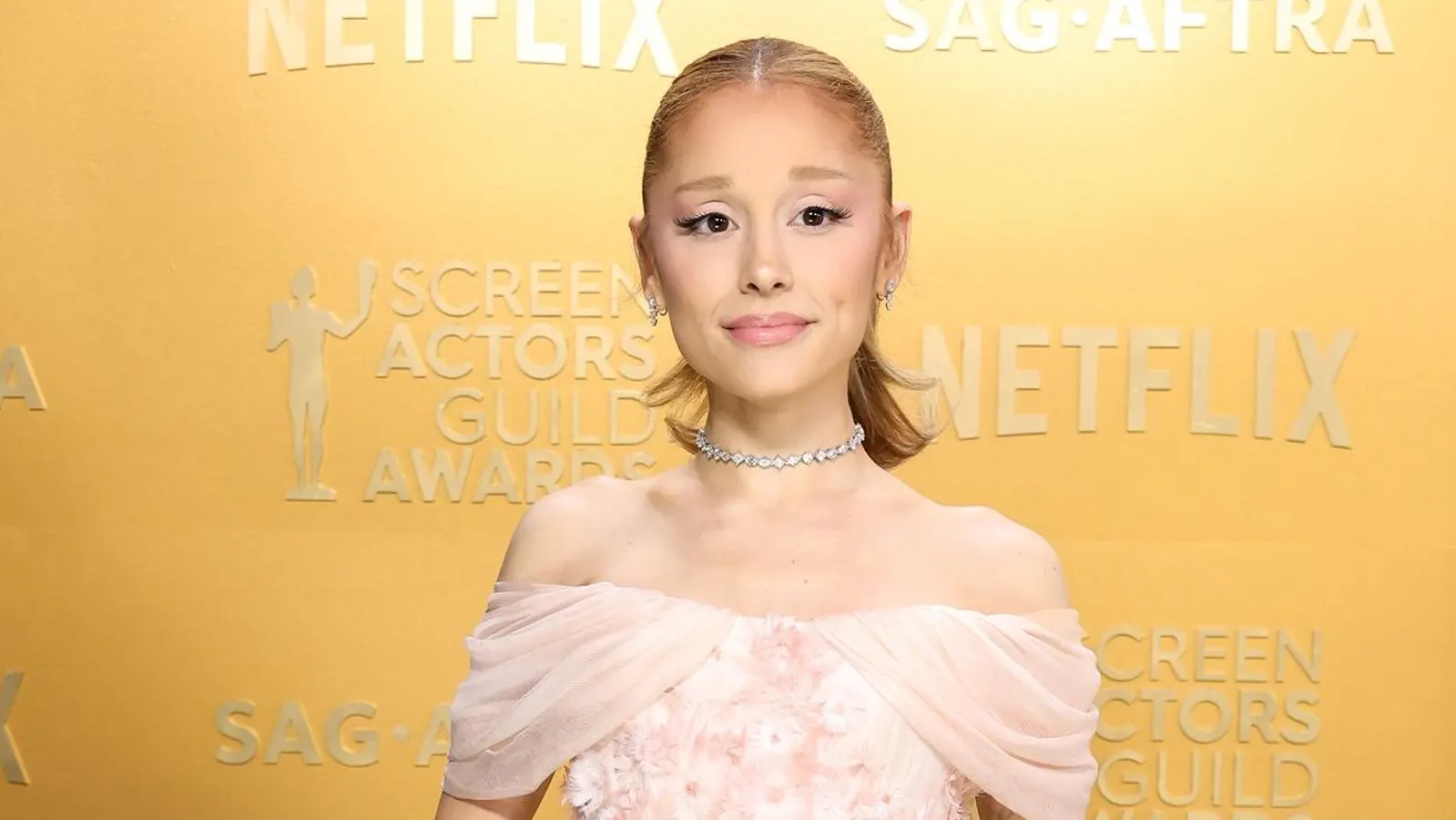 Ariana Grande Returns With Several Bestsellers As Her Tour Nears Its End