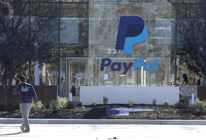 PayPal Stock Falls 15% After Buyout Reportedly Falls Through