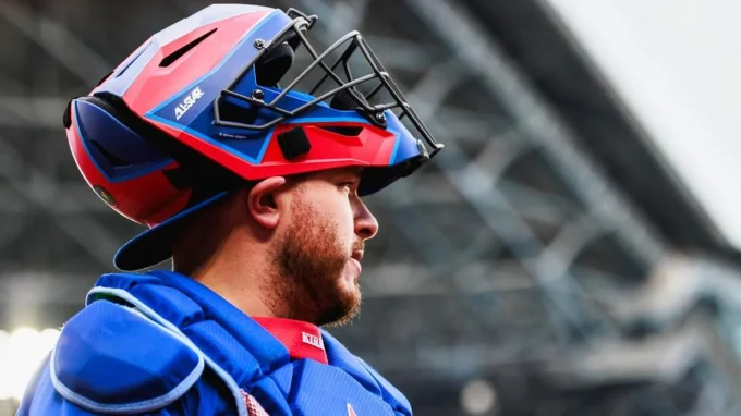 Blue Jays’ Backstop Castoff Sends Alejandro Kirk Message After Trade, ‘It Sucks’
